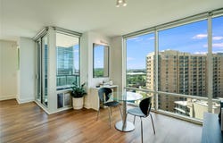 300 Bowie St, Austin, TX 78703