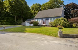 5 Beejay Ct, Warren, RI 02885