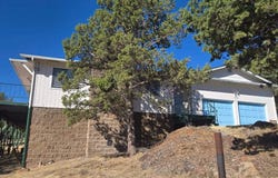 14817 Ash Court, Weed, CA 96094-9658