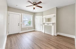 126 E 6th Avenue, Columbus, OH 43201