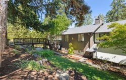 27 MARLBORO Ln, Eugene, OR 97405