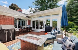 93 Wheel Meadow Dr, Longmeadow, MA 01106