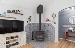 38009 EARL Ln, Corvallis, OR 97330