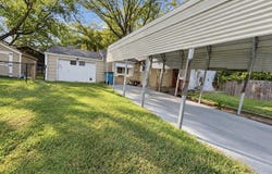 2209 N Main Avenue, Springfield, MO 65803