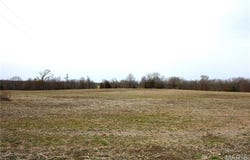 5 Monroe Road 875, Paris, MO 65275