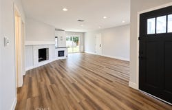 315 University Drive, Costa Mesa, CA 92627