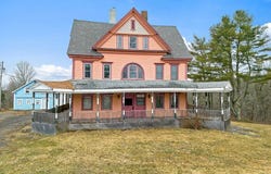 1135 E Pittston Road, Pittston, ME 04345