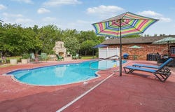 202 Whiteshield Street, Hammon, OK 73650