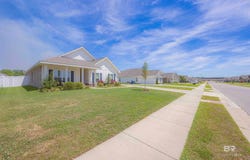 10670 Winning Colors Trail, Daphne, AL 36526