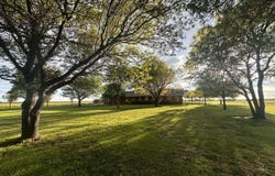 942 County Road Q, Plainview, TX 79072