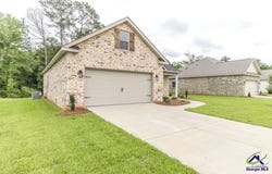 520 Bristleleaf Path, Kathleen, GA 31047