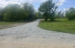 105 SE 315p Road, Clinton, MO 64735