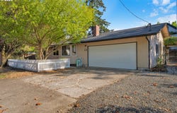 40 BRIARCLIFF Dr, Eugene, OR 97404