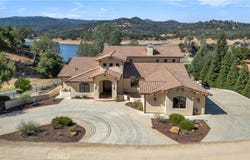 8820 Cantinas Point, Bradley, CA 93426