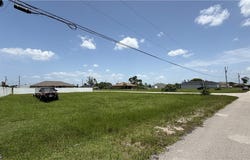 3901 NE 16th Avenue, Cape Coral, FL 33909