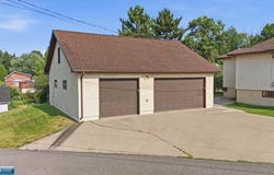 1102 Mckinley Ave, Eveleth, MN 55734