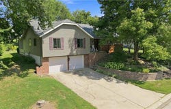 1005 Plaza Place, Warrensburg, MO 64093