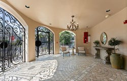 850 N Croft Avenue, West Hollywood, CA 90069