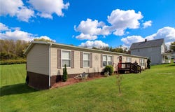 832 Fellsburg Rd, Rostraver, PA 15012