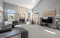 40 SORREL Run, MOUNT LAUREL, NJ 08054