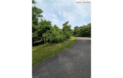 Briarwood Lane lot: 4, Sparta, NC 28675
