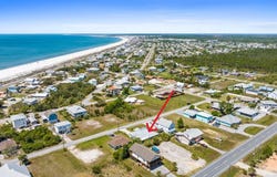 130 Pine St, Mexico Beach, FL 32456