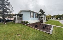 603 Topaz Trail, Lannon, WI 53046