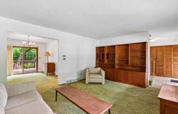 131 S Mount Vernon Dr, IowaCity, IA 52245