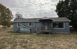 102 Ensign Rd., St. John, WA 99171