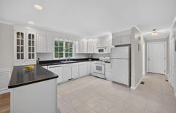 31 Little Neck Way, Marstons Mills, MA 02648