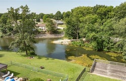 24 Islander Drive, Brighton, IL 62012