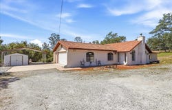 42704 Deep Forest Drive, Coarsegold, CA 93614