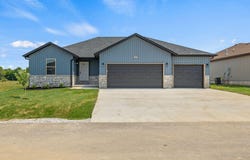 422 Beavertail Road, Ash Grove, MO 65604