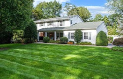 30 Damin Circle, Saint James, NY 11780