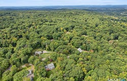 32 Blue Ridge Road, Ridgefield, CT 06877
