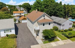 74 California St, Fall River, MA 02723