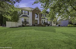 7 Arboretum Drive, Jackson, NJ 08527