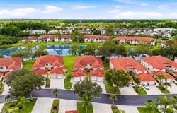675 Luisa Lane, Naples, FL 34104
