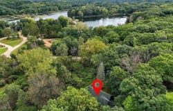 373 Fish Court, Oxford, WI 53952
