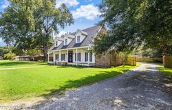 125 Donald Drive, Lafayette, LA 70503