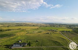 46 Rapelje Rd, Big Timber, MT 59011