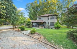 1111 Cherokee Rd, Byrdstown, TN 38549