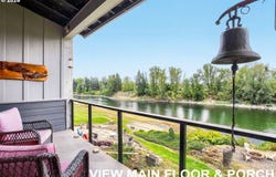 383 W CLACKAMAS Blvd, Gladstone, OR 97027