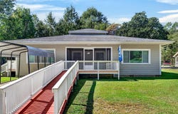 711 Neal Rd, Picayune, MS 39466