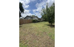 1625 Indian Dr, Enid, OK 73701