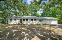 220 Lian Drive, Seneca, MO 64865