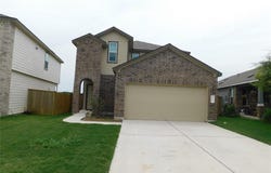 321 W Bronco Billy Dr, Jarrell, TX 76537