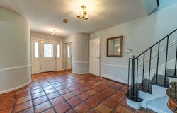 19 White Cliff Ln, Nesconset, NY 11767