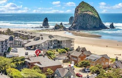 1379 PACIFIC Ave, CannonBeach, OR 97110