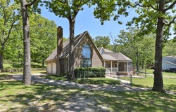 137 Hillside Loop, Marshfield, MO 65706